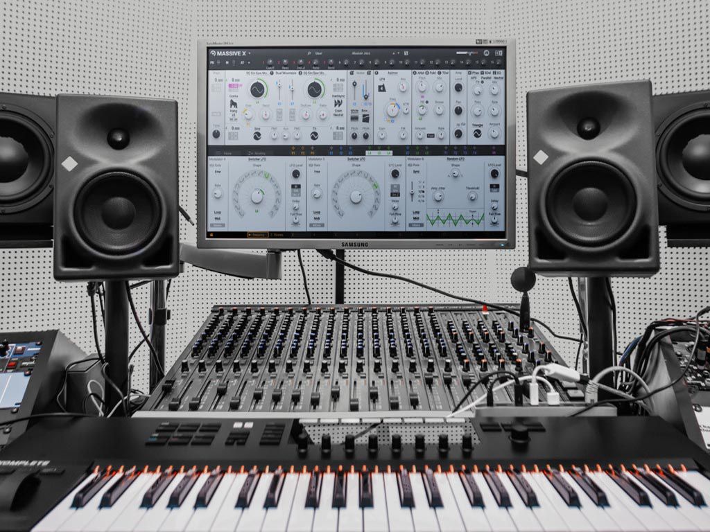 Massive X enfin disponible !