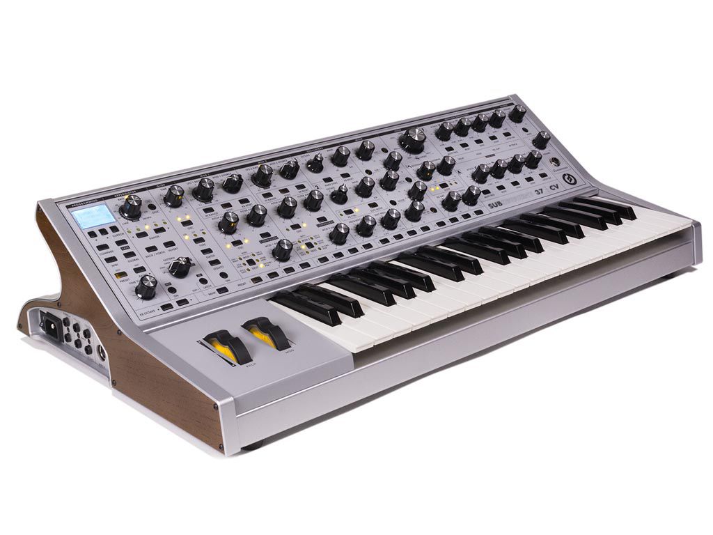 Moog Subsequent 37 CV