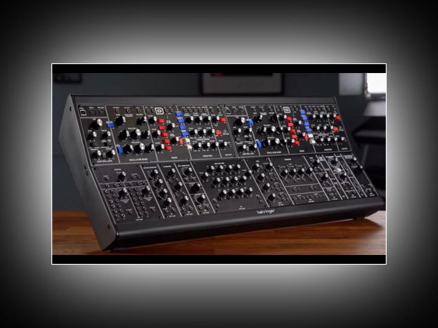 Behringer présente ses clones de System 15, 35, et 55